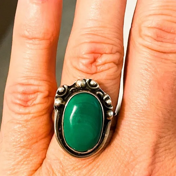 Vintage Sterling silver 925 malachite southwestern Adjustable Ring 6.5 to 8.5 - Picture 5 of 5